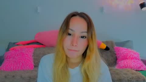 Tati and Lola online show from May 14, 2026, 11:50 am
