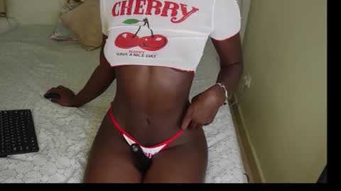 QUEEN online show from January 12, 2026, 4:18 am