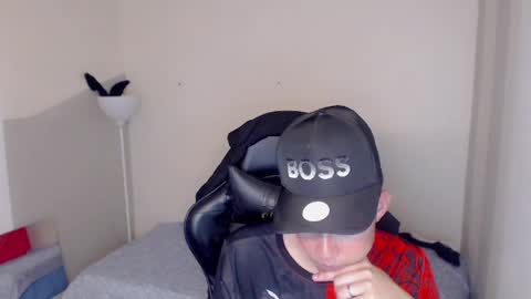 Street online show from April 5, 2026, 8:39 pm