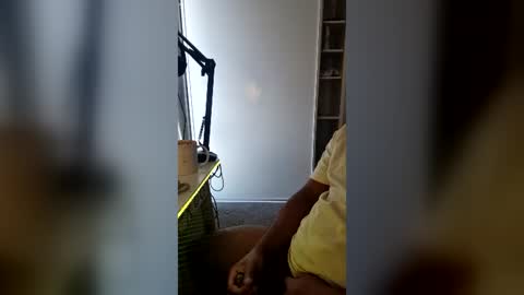 stressfreemovers2612 online show from July 12, 2026, 1:29 am