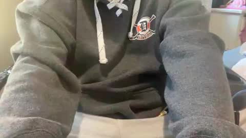 stroking33again online show from October 3, 2025, 1:08 pm