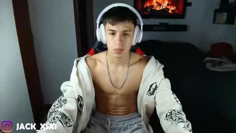 Daddy Jack  online show from February 9, 2026, 4:05 am