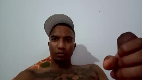 stronganddelicious online show from November 21, 2025, 5:06 am