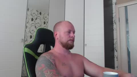 Snapshot of strongass18 chatting on July 19, 2026, 11:03 am Alex online show from July 19, 2026, 11:03 am