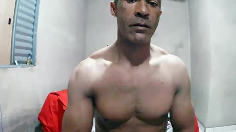 strongdaddyfantastic online show from June 15, 2026, 11:40 pm