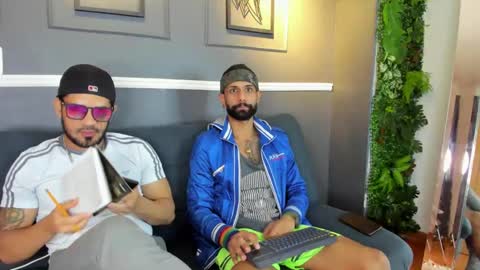 STUD HUNK LATIN online show from March 4, 2025, 9:43 pm