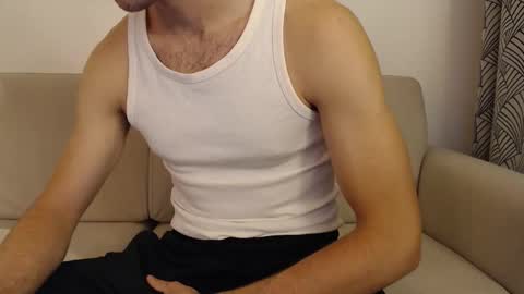 Snapshot of studfromparis chatting on November 16, 2025, 4:34 pm Stud From Paris online show from November 16, 2025, 4:34 pm