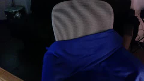 studmuffin_420 online show from October 7, 2025, 6:10 am