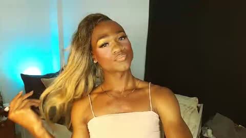 Suanny Klatten  It is my account independent  online show from March 22, 2026, 7:06 pm