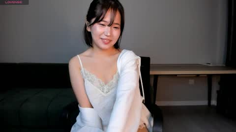 Yerim online show from April 17, 2026, 1:08 am