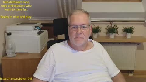 subbear1968 online show from May 17, 2026, 8:05 pm
