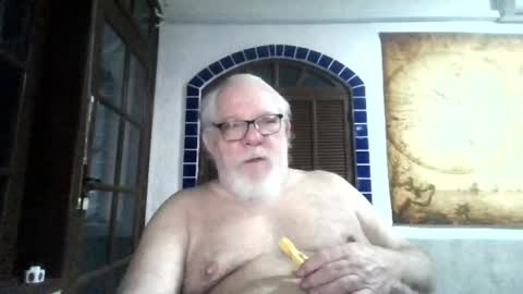 Snapshot of subbtmpig4u chatting on June 6, 2026, 2:05 am SubBtmPig4U online show from June 6, 2026, 2:05 am