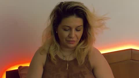 Carla online show from January 15, 2026, 11:15 am