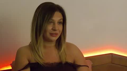 Carla online show from June 15, 2026, 10:34 pm