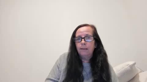 Snapshot of submissivepeachgoddess chatting on April 19, 2026, 2:55 am Submissie Peach Goddess online show from April 19, 2026, 2:55 am