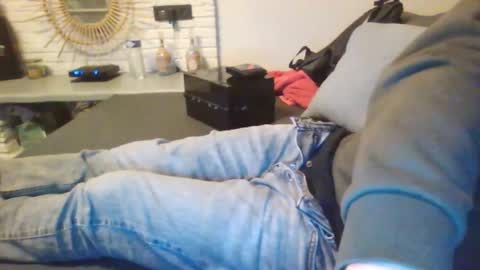 submissivguy online show from December 2, 2025, 8:15 pm