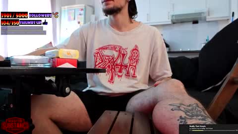 Im Substanc3  online show from October 24, 2025, 9:28 am