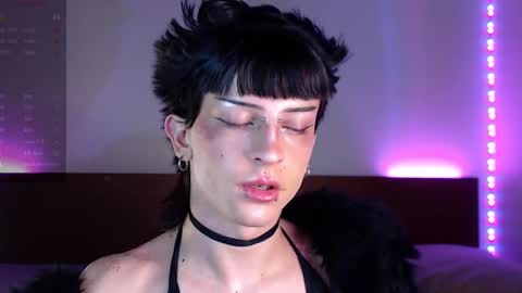 Angel  online show from September 25, 2025, 8:29 am