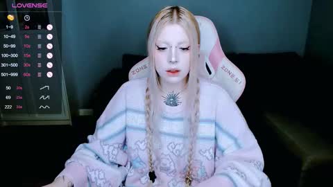 Snapshot of succubus_leslie chatting on September 24, 2025, 12:36 am succubus_leslie online show from September 24, 2025, 12:36 am