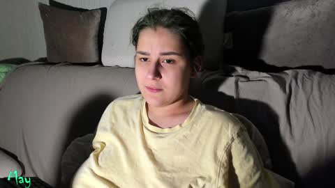 Snapshot of succubus_room chatting on December 3, 2024, 4:58 am May online show from December 3, 2024, 4:58 am