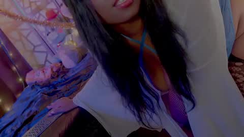 Snapshot of succubus_rosemilk chatting on January 16, 2025, 11:06 pm Succubus RoseMilk online show from January 16, 2025, 11:06 pm