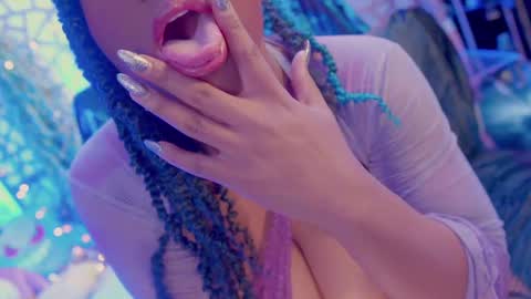 Snapshot of succubus_rosemilk chatting on February 11, 2025, 3:18 pm Succubus RoseMilk online show from February 11, 2025, 3:18 pm