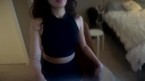 Snapshot of suckmythong410104 chatting on February 27, 2025, 9:36 pm SaraSabeen online show from February 27, 2025, 9:36 pm