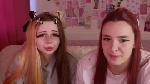 Snapshot of suemeow chatting on October 17, 2025, 10:07 am Sue online show from October 17, 2025, 10:07 am