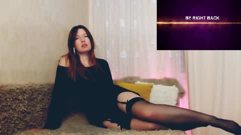 Snapshot of sugar_desire chatting on March 6, 2025, 8:05 pm Instagram faroffland online show from March 6, 2025, 8:05 pm