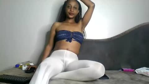 Snapshot of sugar_lace chatting on June 28, 2026, 7:42 pm sugar online show from June 28, 2026, 7:42 pm