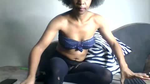 Snapshot of sugar_lace chatting on July 12, 2026, 6:54 pm sugar online show from July 12, 2026, 6:54 pm