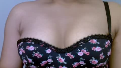 Ella online show from February 16, 2026, 8:05 pm