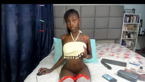 Snapshot of suhaila_suu chatting on January 1, 2025, 11:18 pm suhaila_suu online show from January 1, 2025, 11:18 pm