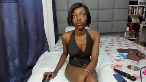 Snapshot of suhaila_suu chatting on November 2, 2025, 12:35 am suhaila_suu online show from November 2, 2025, 12:35 am