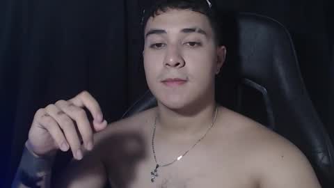 Snapshot of sully50126 chatting on October 20, 2025, 4:02 am sully50126 online show from October 20, 2025, 4:02 am