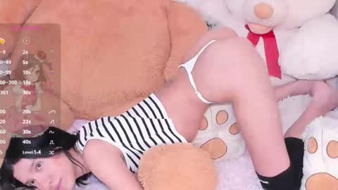 Snapshot of sulyrouse chatting on October 24, 2025, 12:30 am suly online show from October 24, 2025, 12:30 am