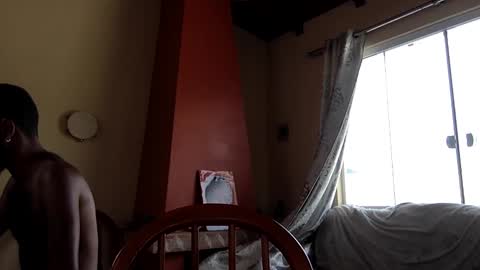 Snapshot of sumjang chatting on February 7, 2025, 1:43 pm Sumjang and Luksmen online show from February 7, 2025, 1:43 pm