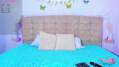 summer_girls01 online show from March 21, 2026, 6:00 pm