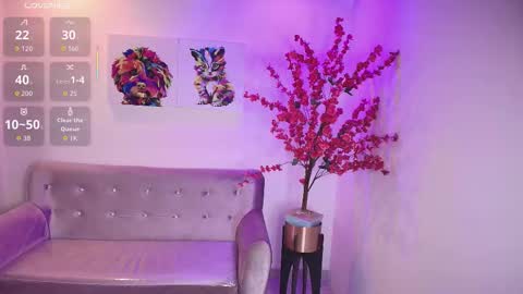 summer_miller online show from March 3, 2026, 11:27 am