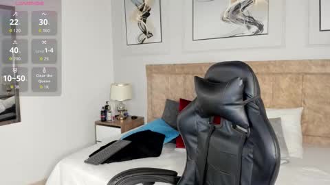 Summer online show from December 18, 2025, 11:38 am