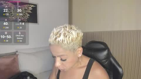 Summer online show from December 21, 2025, 12:23 pm