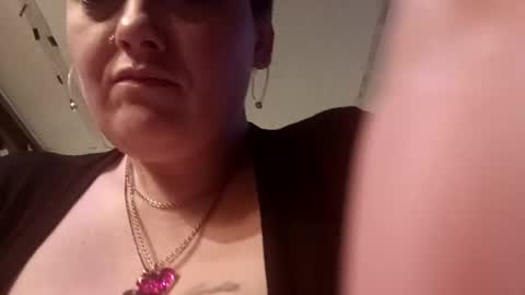 Summer Divine online show from February 22, 2025, 5:02 pm