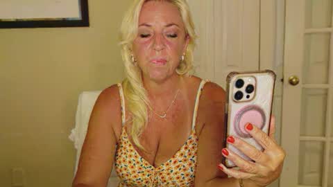 Amber online show from May 22, 2026, 11:21 pm