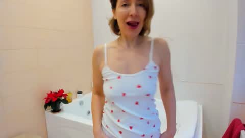 summerliza online show from December 20, 2025, 10:11 am