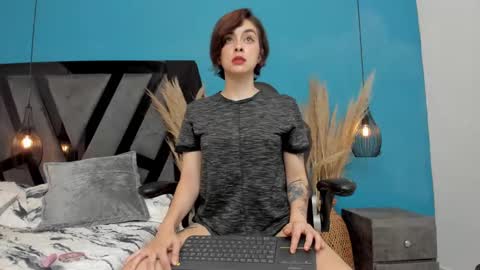 Snapshot of summerprints chatting on December 10, 2024, 7:22 pm Summer online show from December 10, 2024, 7:22 pm