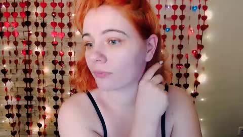 Snapshot of sun_lovely chatting on February 7, 2025, 11:03 pm Alexi online show from February 7, 2025, 11:03 pm