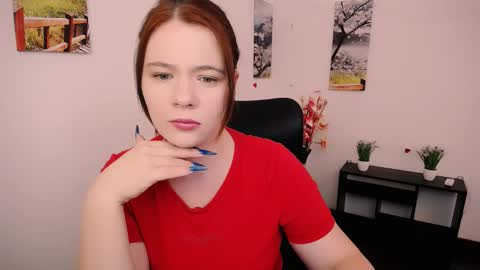 Snapshot of sun_lovely chatting on September 24, 2025, 12:30 pm Alexi online show from September 24, 2025, 12:30 pm