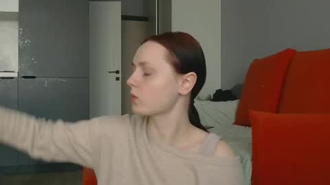 Snapshot of sun_sparkle chatting on February 6, 2026, 7:23 am Olivia online show from February 6, 2026, 7:23 am