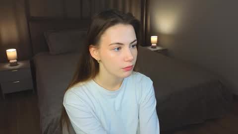 Angella online show from December 23, 2025, 4:21 am