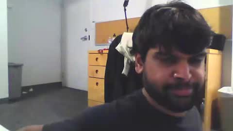 Snapshot of sundoog chatting on February 3, 2025, 8:35 pm Sundoog online show from February 3, 2025, 8:35 pm